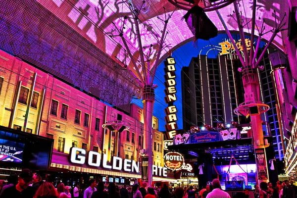 Las Vegas Sep 2018 Golden Gate Hotel Casino Sign Illuminated — Stock Photo, Image
