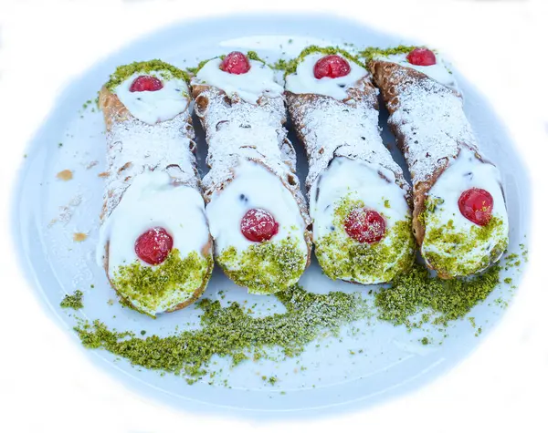 Cannoli Plate Sicilian Dessert — Stock Photo, Image