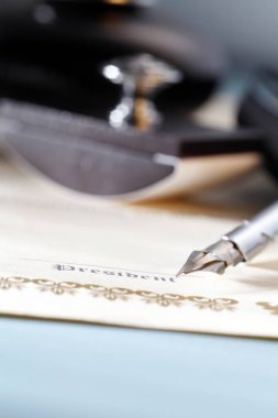 Kalem, iş konsepti geçmişi olan imza sertifikası