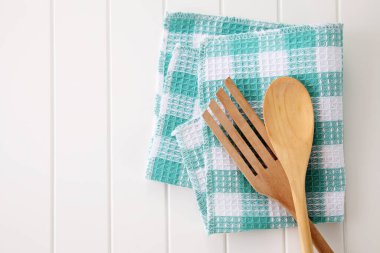 Mutfak gereçleri ve peçete