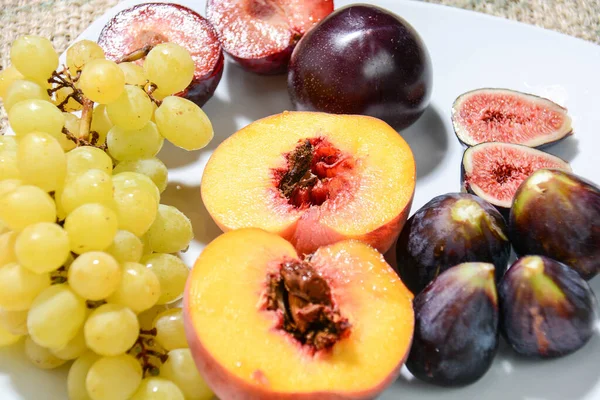 Nahaufnahme Von Gesunden Frischen Früchten — Stockfoto