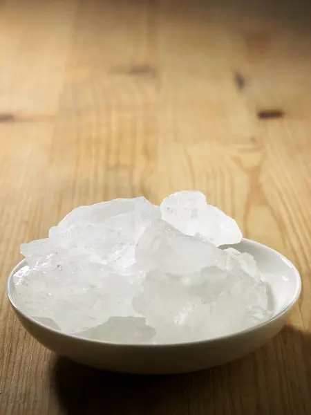 Ice Pieces Bowl Table — Stock Photo, Image