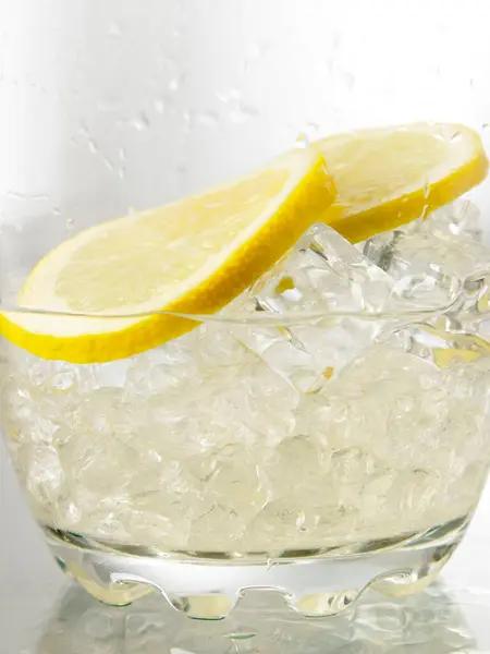 Lemon Water Background Close — Stock Photo, Image