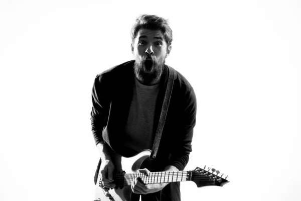 Músico Masculino Con Estrella Rock Guitarra Realizando Programa Entretenimiento — Foto de Stock