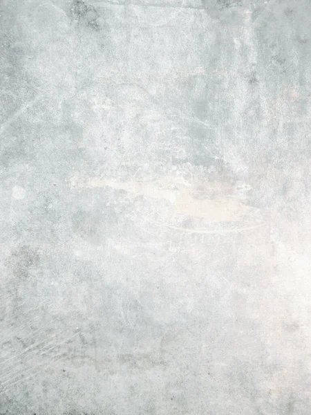 着用の白い背景を持つ古代の羊皮紙 — ストック写真