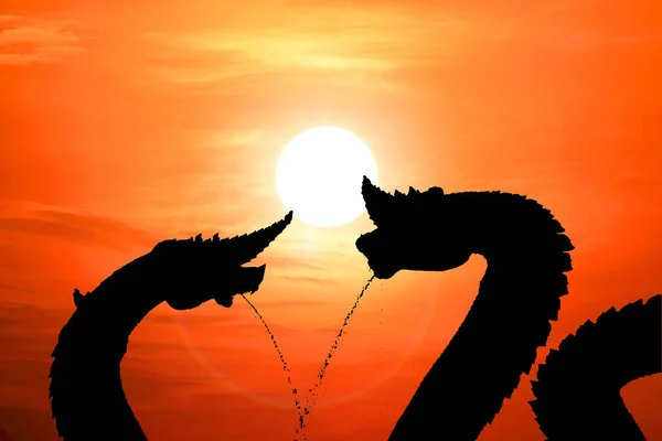 Beautiful Naga Statue Sunset — Stock Photo, Image