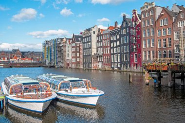Amsterdam, Hollanda 'dan şehir manzarası   