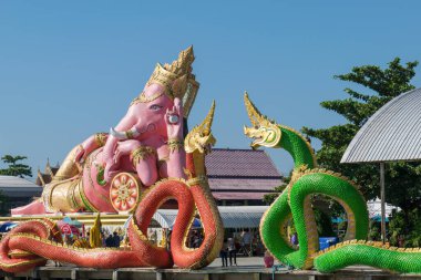 Güzel Naga heykel ve heykel Ganesh.