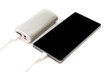 Akıllı telefon ve elektrik bankası