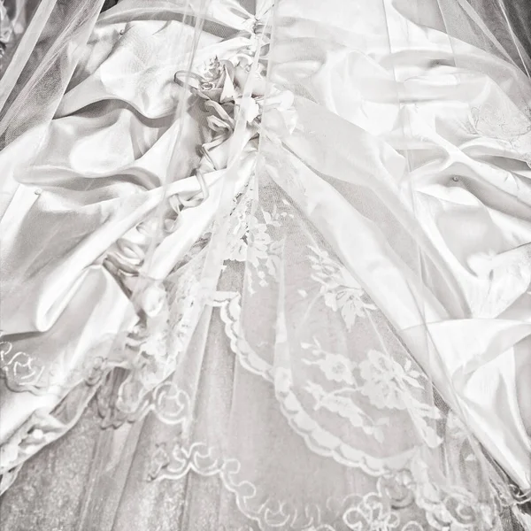 Sukienka Ślubna Sklepie Ślubnym Moda Styl — Zdjęcie stockowe