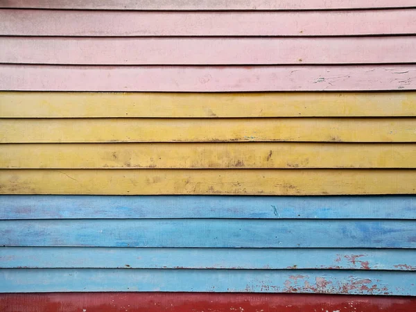 Rosa Gelb Blau Rot Planken Holzbrett Hintergrundwand — Stockfoto