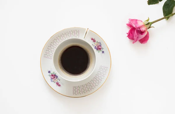 Koppen Kaffe Vitt Med Blomma — Stockfoto