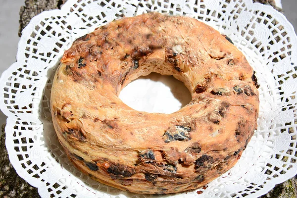 用干罂粟籽做的自制蛋糕 — 图库照片