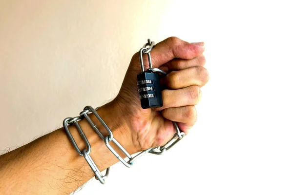 Chain Lock Hands — Stock Photo, Image