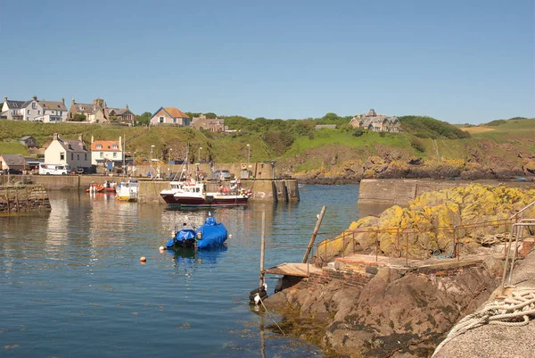 Порт Деревня Сент Эббс Бервикшир Шотландия — стоковое фото