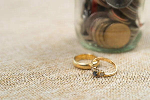 Wedding Rings Coins Jar Saving Money Marry — Fotografia de Stock