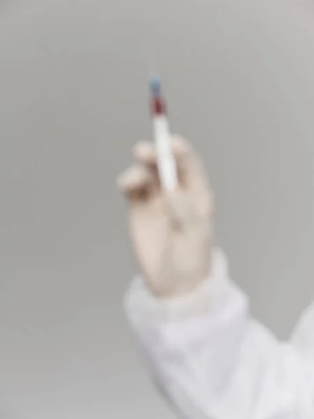 Медицинская Перчаточная Рука Трансплантации Вакцины Ковид Исследовательская Лаборатория Стоковое Фото