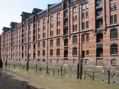 Hamburg arkaplan görünümünde Speicherstadt 