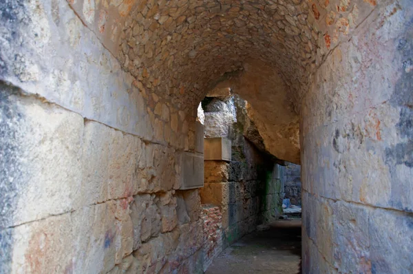 Stary Kamienny Półokrągły Tunel Starożytnym Rzymskim Mieście Italica Sewilli Hiszpania — Zdjęcie stockowe
