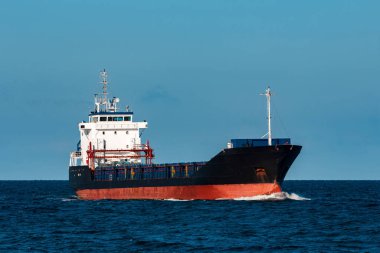 Siyah kargo gemisi arkaplan görüntüsü 