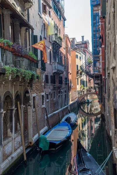 Discovery City Venice Its Small Canals Romantic Alleys — Stock Photo, Image