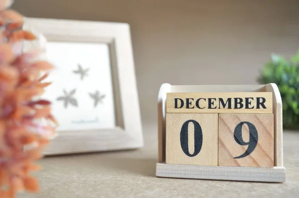 Calendario Madera Con Mes Diciembre Concepto Planificación —  Fotos de Stock