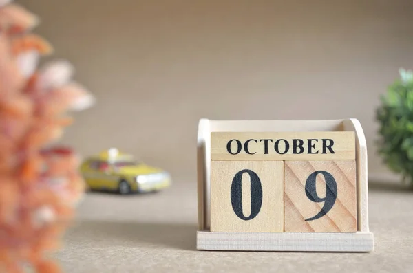 Деревянный Календарь Октябрьским Месяцем — стоковое фото
