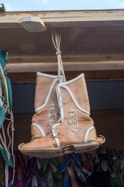Geleneksel el yapımı deri ayakkabı ın Bazaarı içinde set 