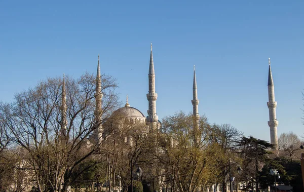 Мечеть Османского Стиля Стамбуле — стоковое фото