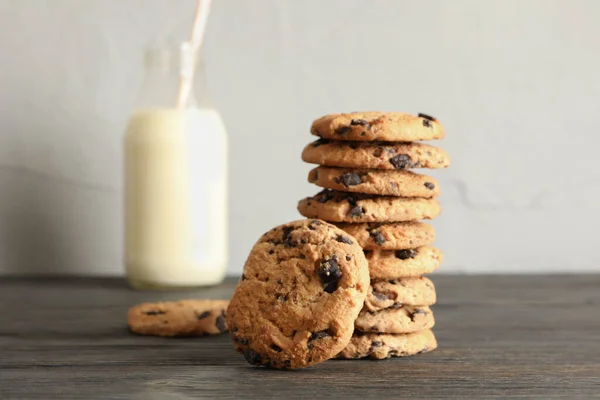 Tasty Chocolate Chip Cookies Bottle Milk Wooden Table — Stock Photo, Image