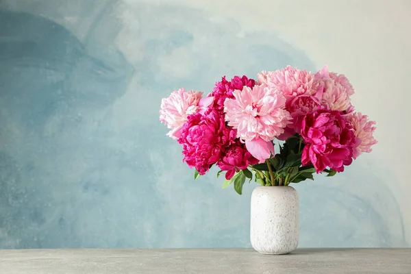 Vase Bouquet Beautiful Peonies Grey Table Blue Background Space Text — Stok fotoğraf