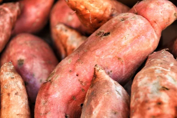 Batatas Para Venta Puesto Mercado —  Fotos de Stock