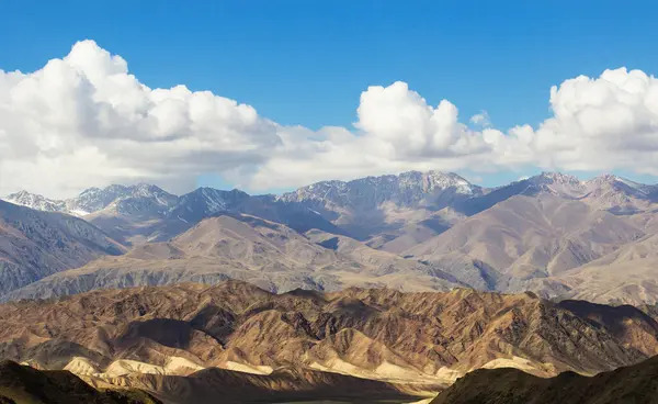 Schilderachtige Opname Van Prachtige Kirgizië Bergen — Stockfoto