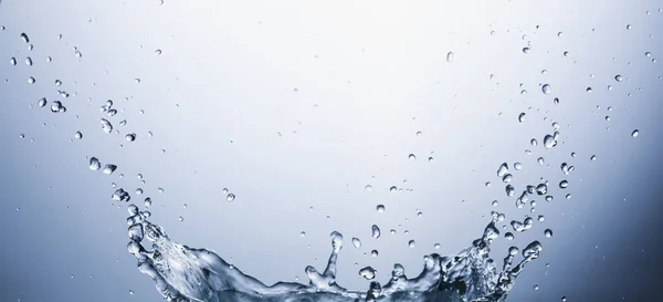 水が噴き出す 創造的な抽象的背景 — ストック写真
