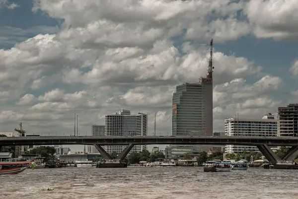 Somdet Phra Chao Taksin Maharaj Bridge Sathorn Bridge Ist Eine — Stockfoto