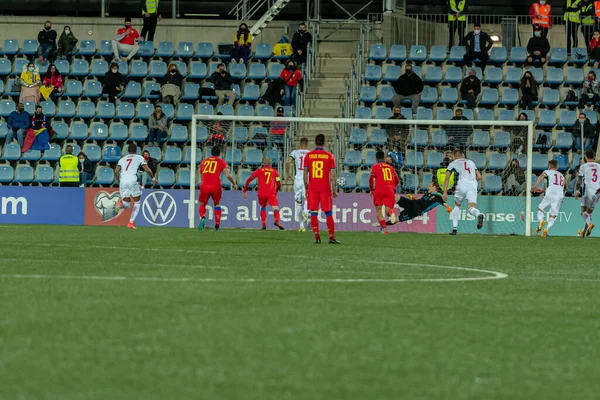 Marc Puyol Scoring Goal Action Qatar 2022 World Cup Qualifying — Stock Photo, Image
