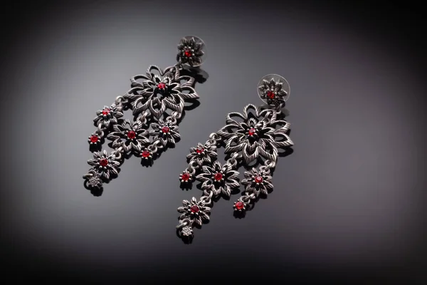 Bijouterie Jewelry Dark Background Rings Bracelets Pendants — Foto de Stock