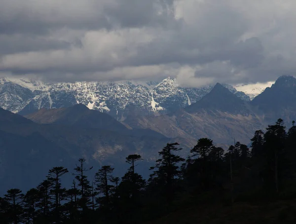 Majestic Mountains Peaks Scenery Nature Bhutan — Stock Photo, Image