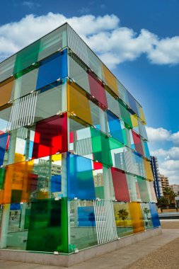 Centro Pompidou Malaga arkaplan görüntüsü 