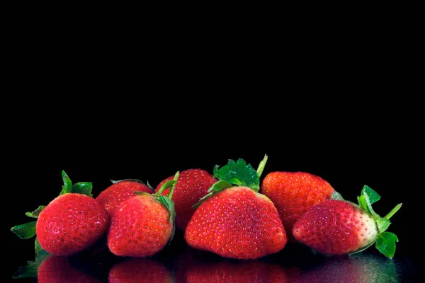 Nahaufnahme Von Köstlichen Frischen Erdbeeren — Stockfoto