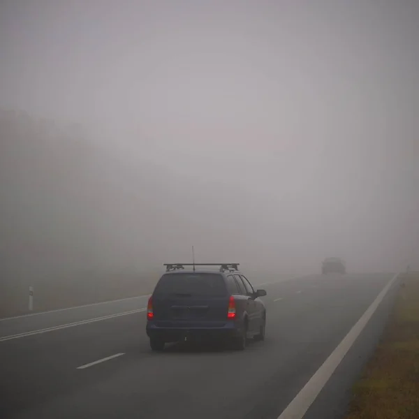 Bad Weather Driving Foggy Hazy Country Road Motorway Road Traffic — Stock Photo, Image