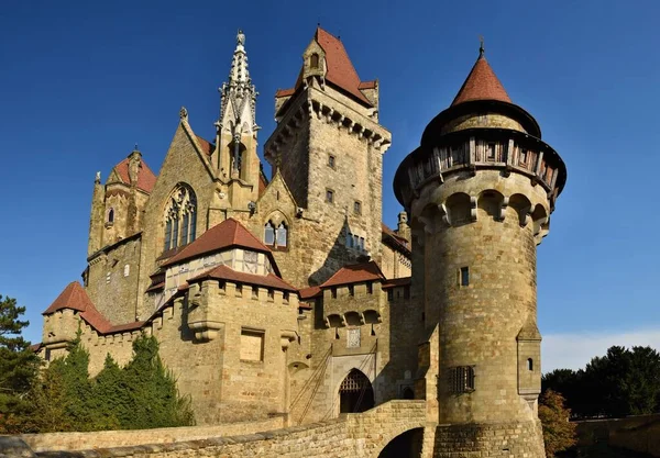 Leobendorf村美丽的中世纪Kreuzenstein城堡 奥地利 维也纳附近 — 图库照片