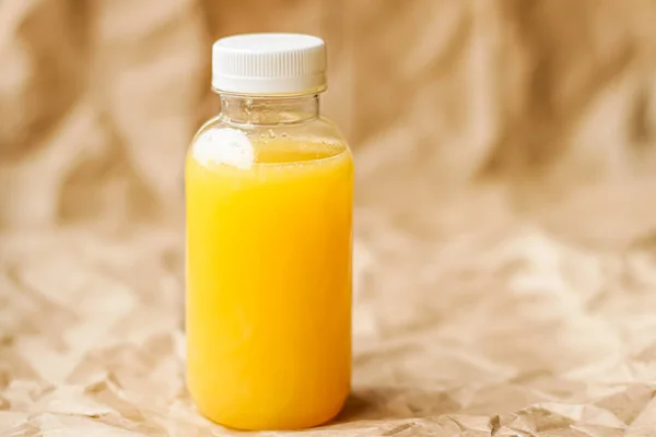 Frischer Orangensaft Umweltfreundlicher Recycelbarer Plastikflasche Und Verpackung Gesundes Getränk — Stockfoto