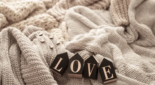 Cozy Composition Knitted Elements Wooden Decorative Word Love — Foto de Stock