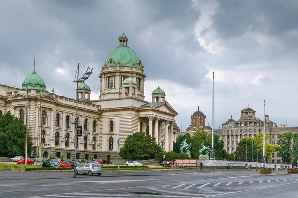 Praça Com Assembleia Nacional Belgrado Sérvia — Fotografia de Stock