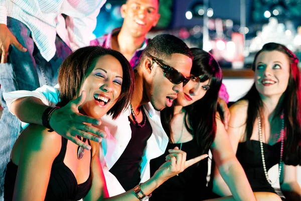Group Friends Nightclub — Stock Photo, Image