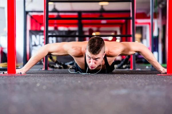 Man Doen Push Sport Fitness Gym — Stockfoto