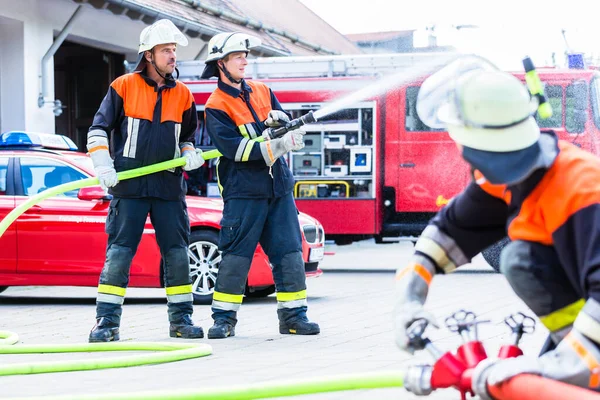 Tuyaux Raccordement Pompiers — Photo