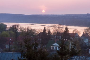 Sunset over Vistula in Kazimierz Dolny