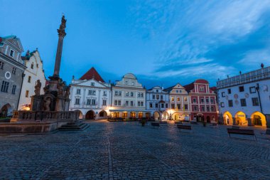 Güzel Cesky Krumlov akşam vakti 